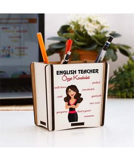 English Teacher Kadın Figür Kalemlik